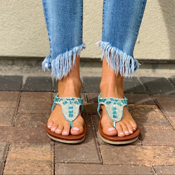 NIB Powder Blue Embellished Flat Thong Sandals - Picture 2 of 7